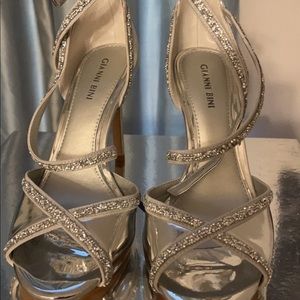 4 inch Gianni Bini sandal